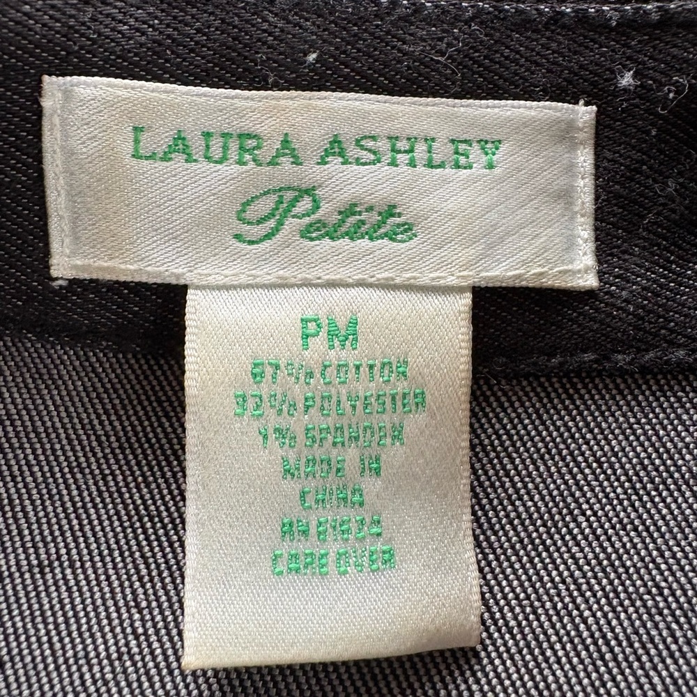 Women’s Black Denim Jacket - Picture 4 of 8